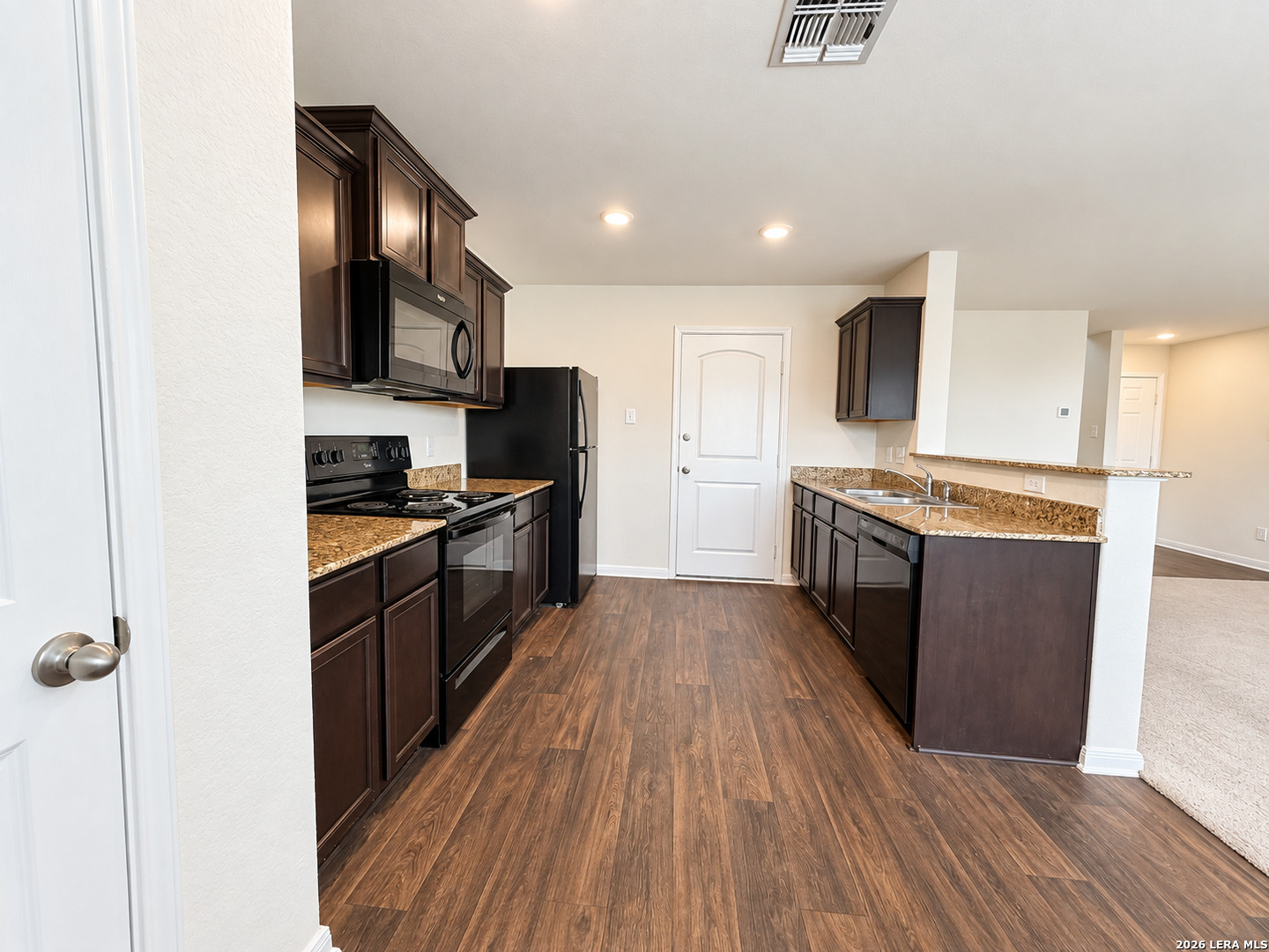 6506 Chevler Pass San Antonio TX 78252