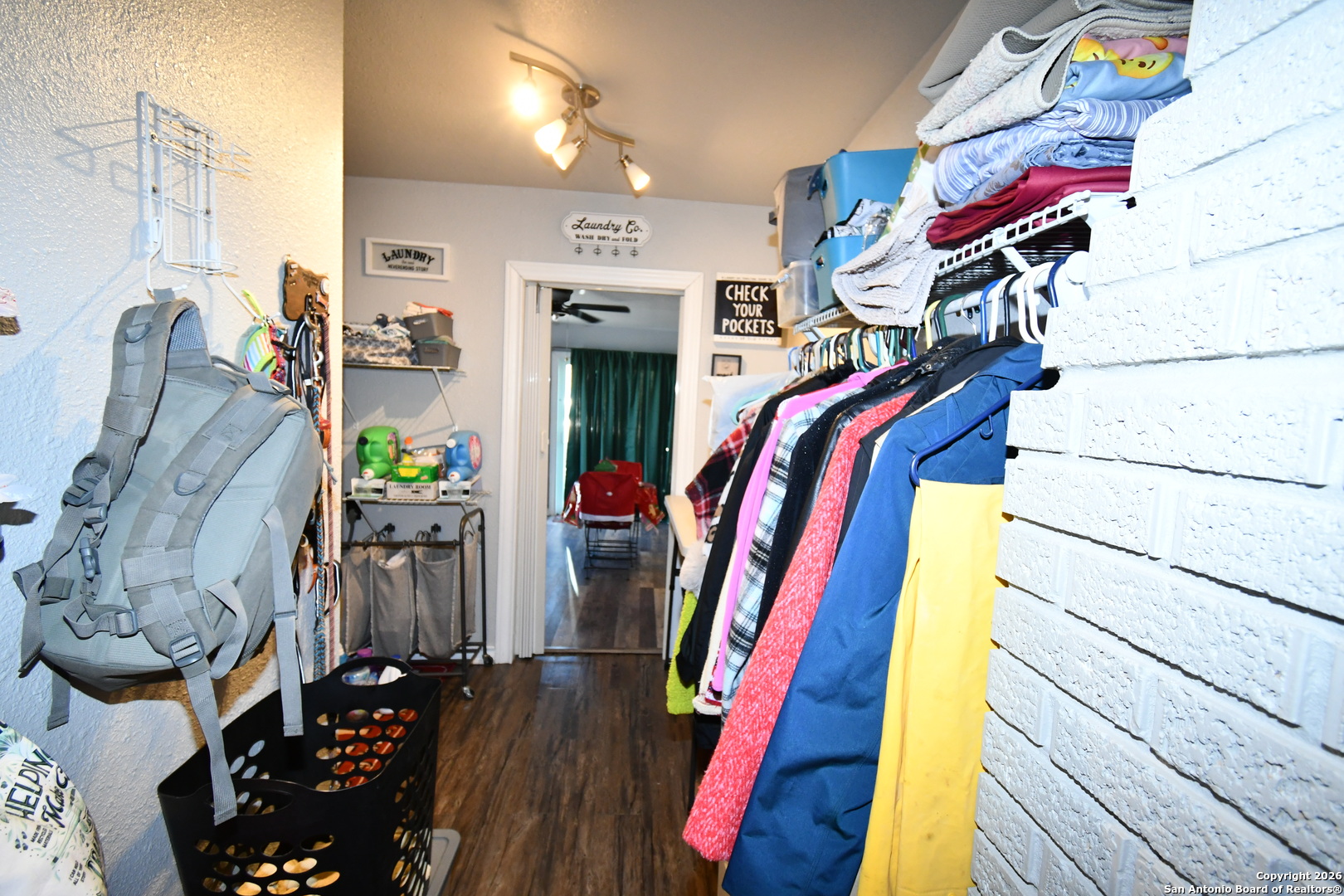 411 E Ansley San Antonio TX 78221