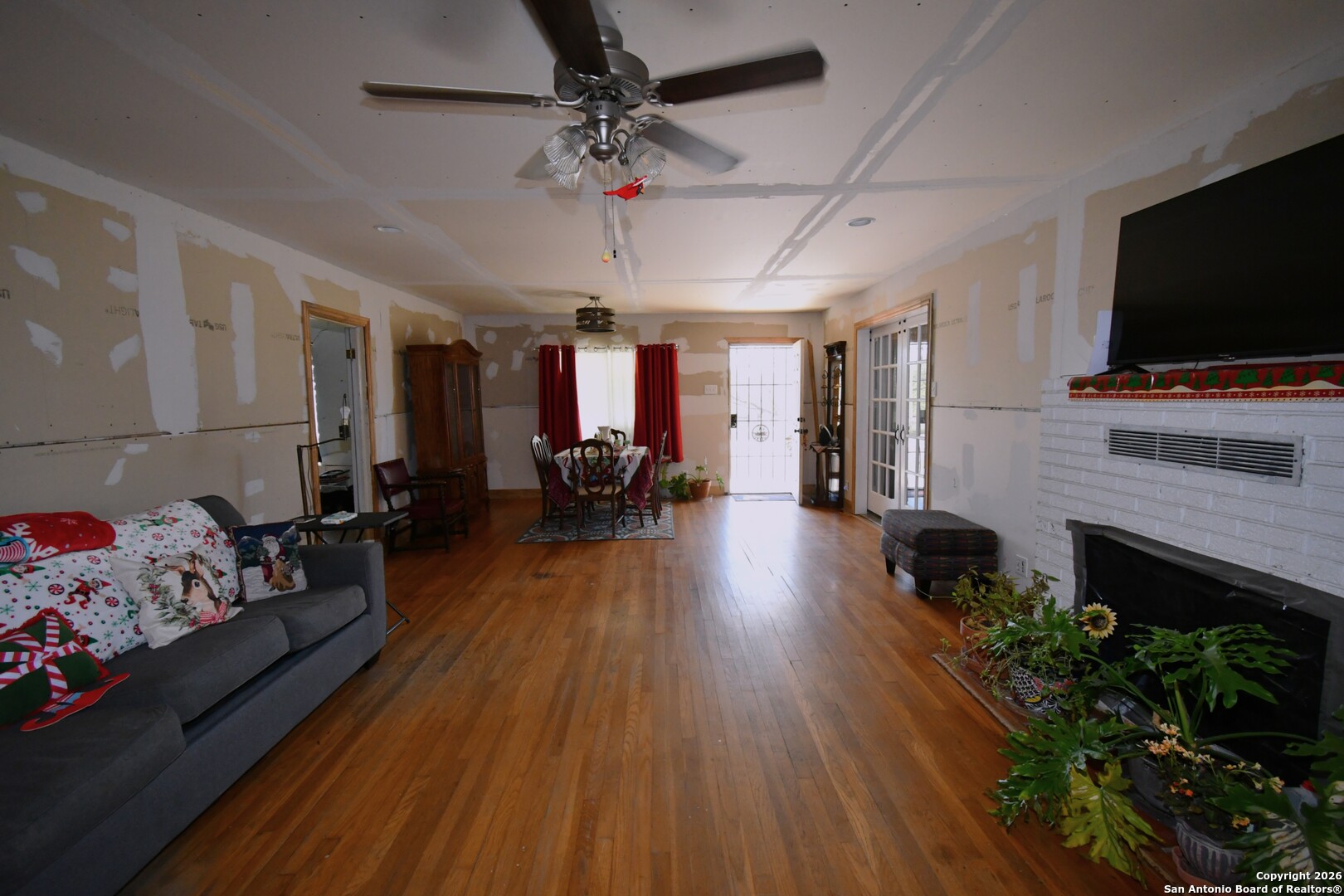 411 E Ansley San Antonio TX 78221