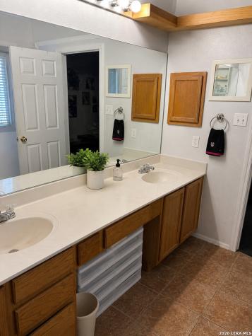 3091 County Road 357 La Vernia TX 78121