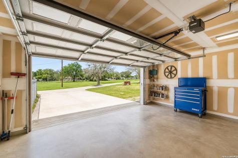 3091 County Road 357 La Vernia TX 78121