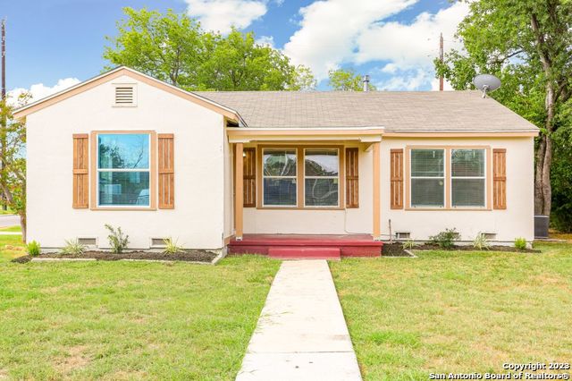 2439 W Mistletoe Avenue San Antonio TX 78228
