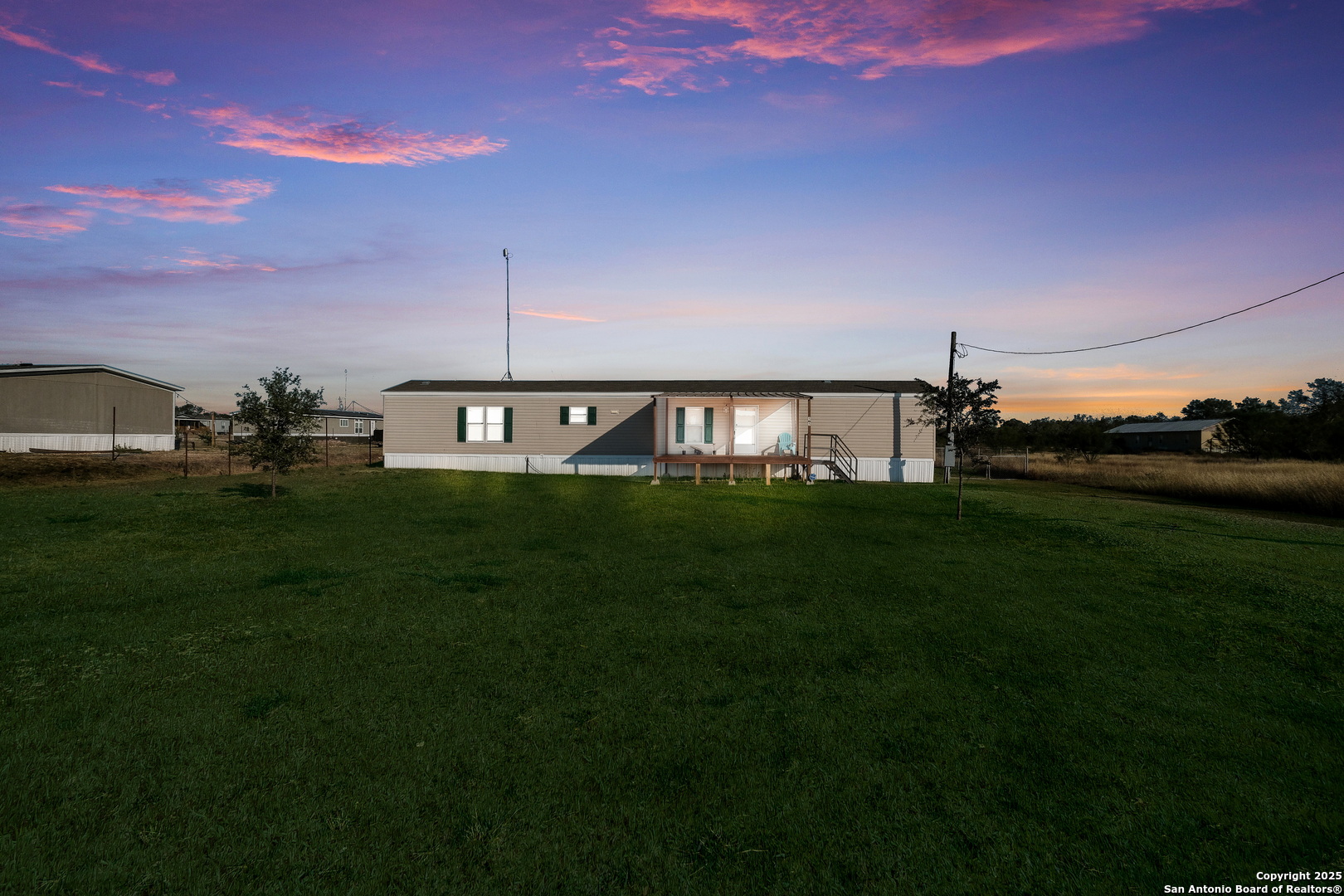 55 Gallinas Creek Pleasanton TX 78064