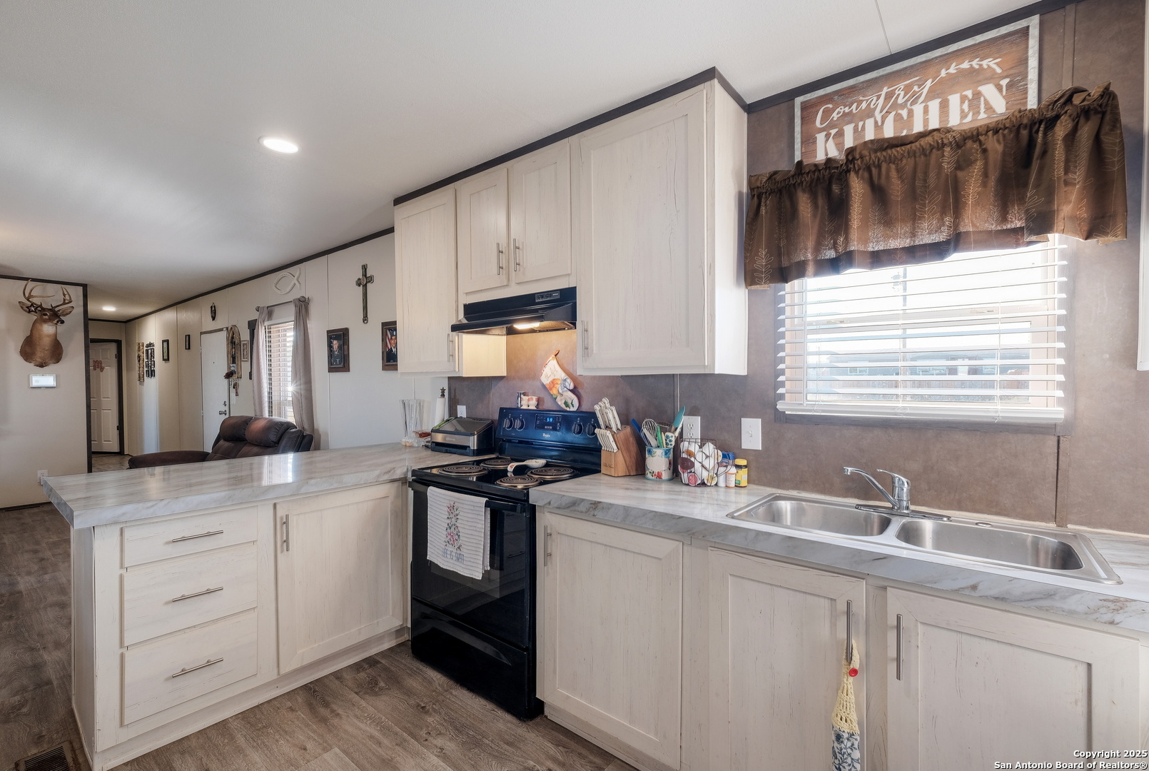 55 Gallinas Creek Pleasanton TX 78064