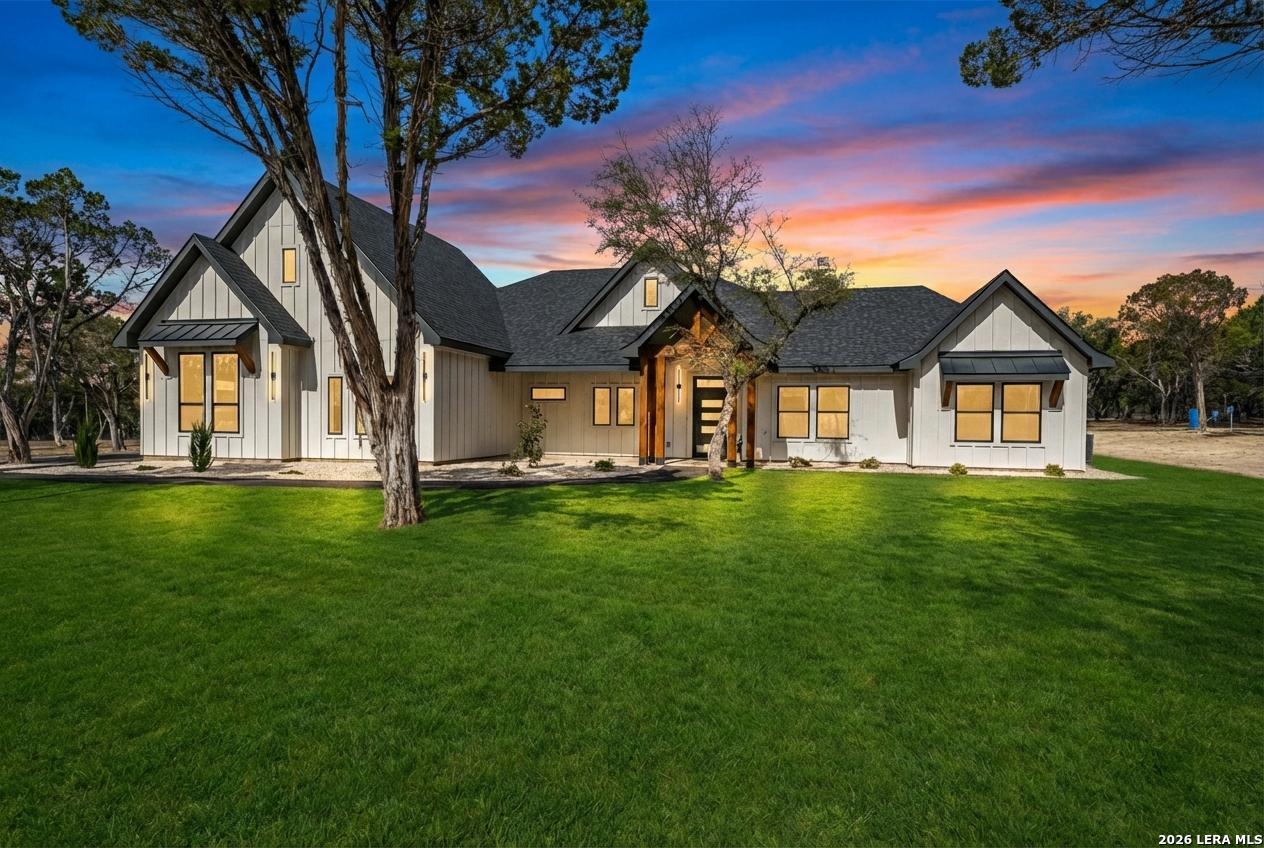 1271 View Ridge Pipe Creek TX 78063