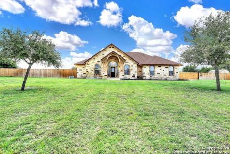 228 Abrego Lake Drive Floresville TX 78114