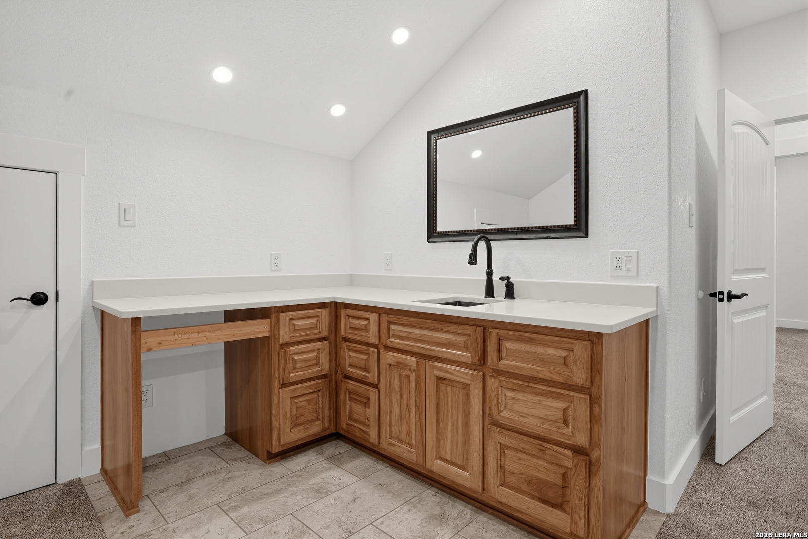105 Oak View Drive La Vernia TX 78121