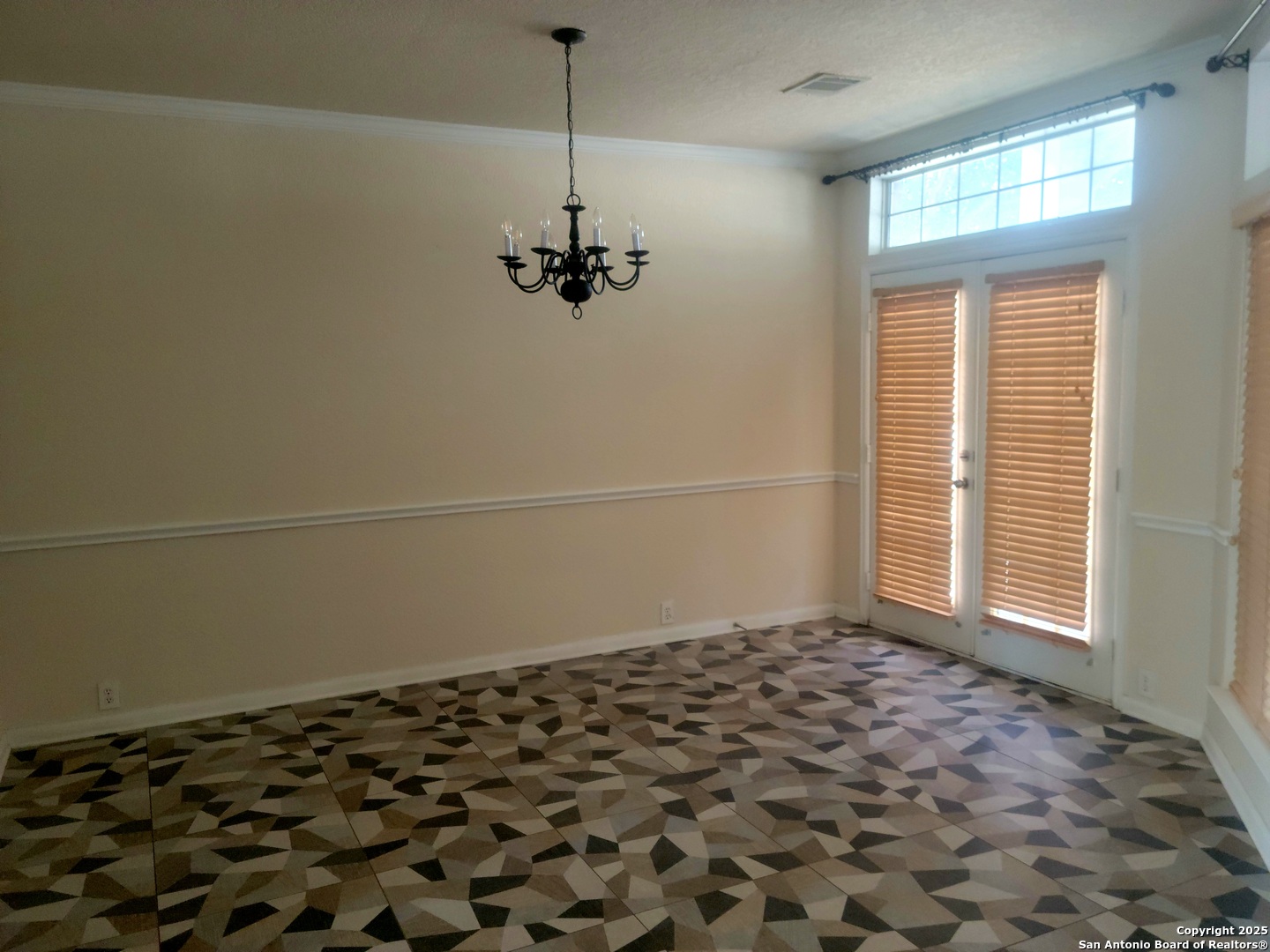 718 Desert Bluff San Antonio TX 78258
