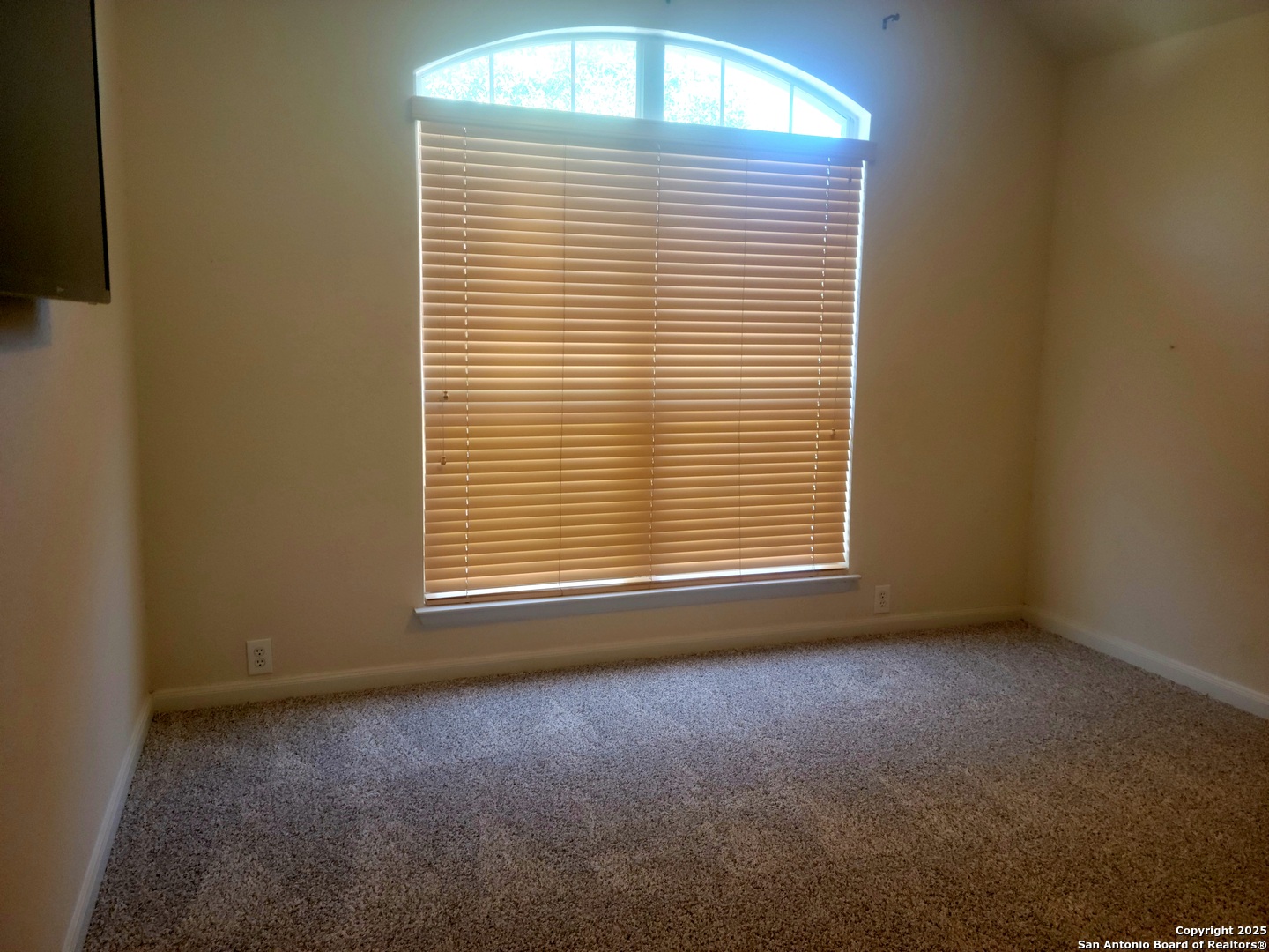 718 Desert Bluff San Antonio TX 78258