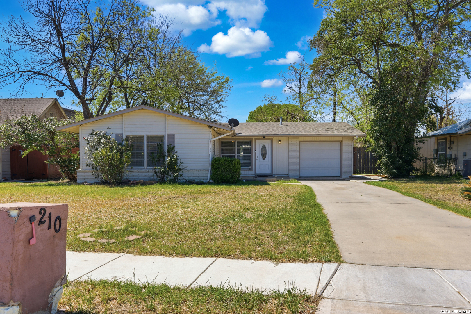 210 N Guilford Drive San Antonio TX 78217