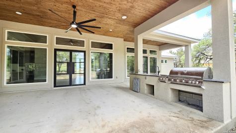 612 Cross Oak New Braunfels TX 78132
