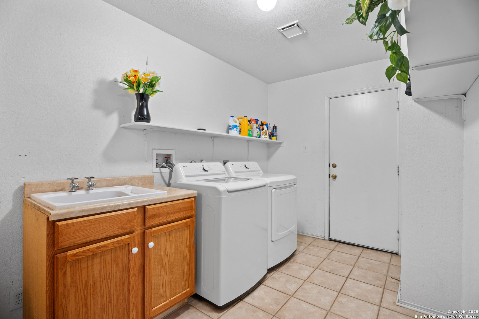 1130 Stone Garden New Braunfels TX 78130