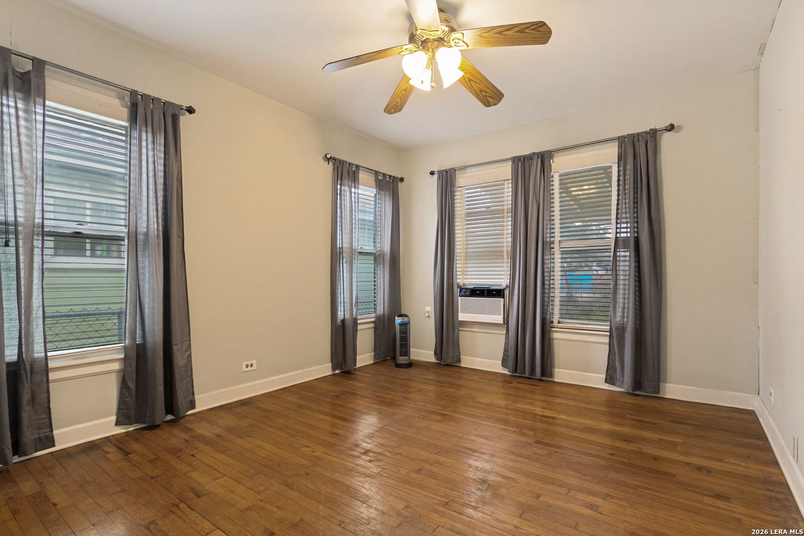 306 Bailey Avenue San Antonio TX 78210
