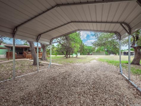 528 Private Road 1516 Bandera TX 78003