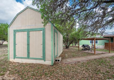 528 Private Road 1516 Bandera TX 78003