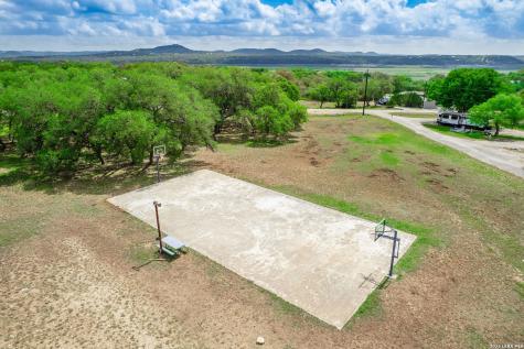 528 Private Road 1516 Bandera TX 78003