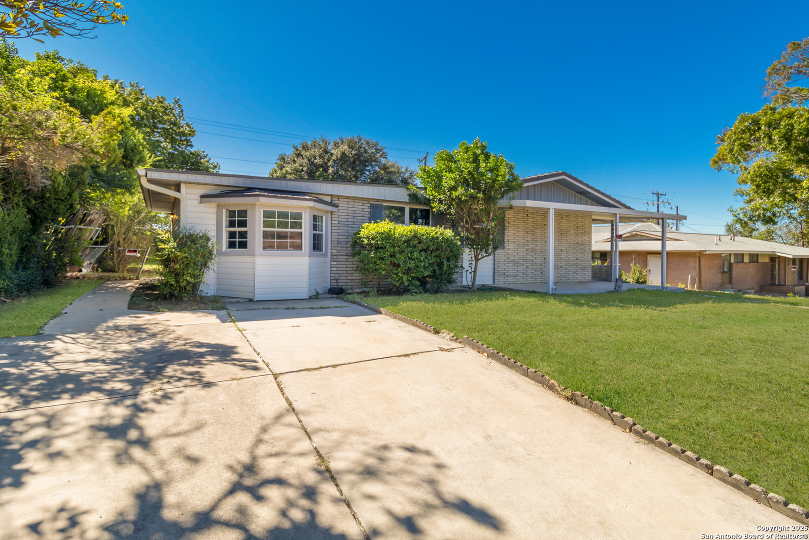 4342 Eisenhauer San Antonio TX 78218