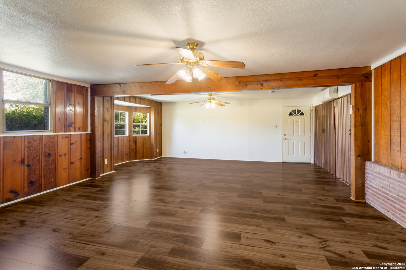 4342 Eisenhauer San Antonio TX 78218