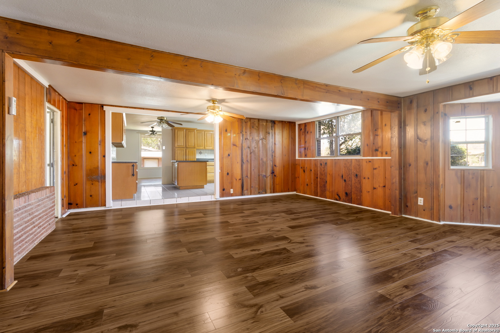 4342 Eisenhauer San Antonio TX 78218