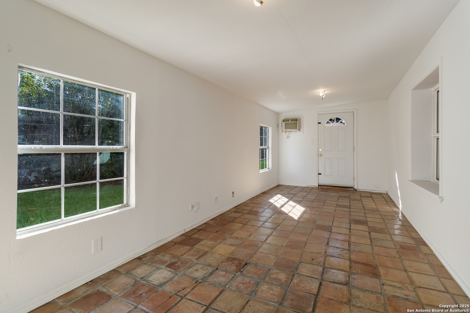 4342 Eisenhauer San Antonio TX 78218
