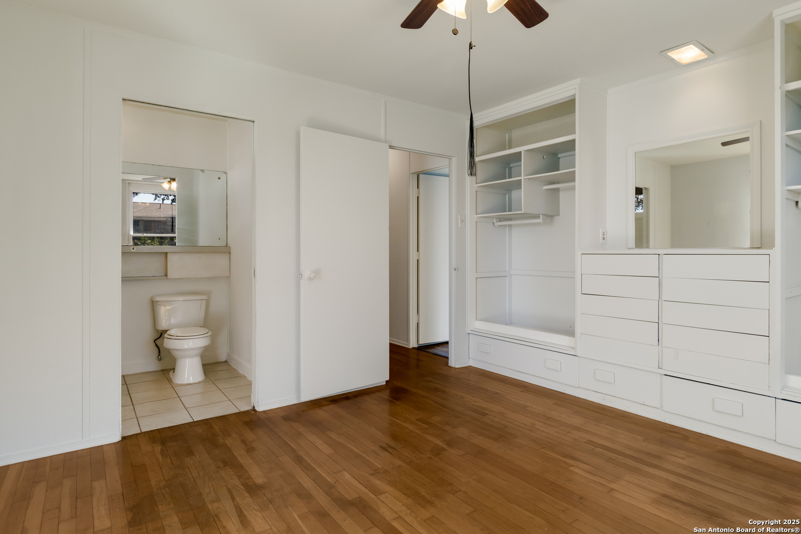 4342 Eisenhauer San Antonio TX 78218