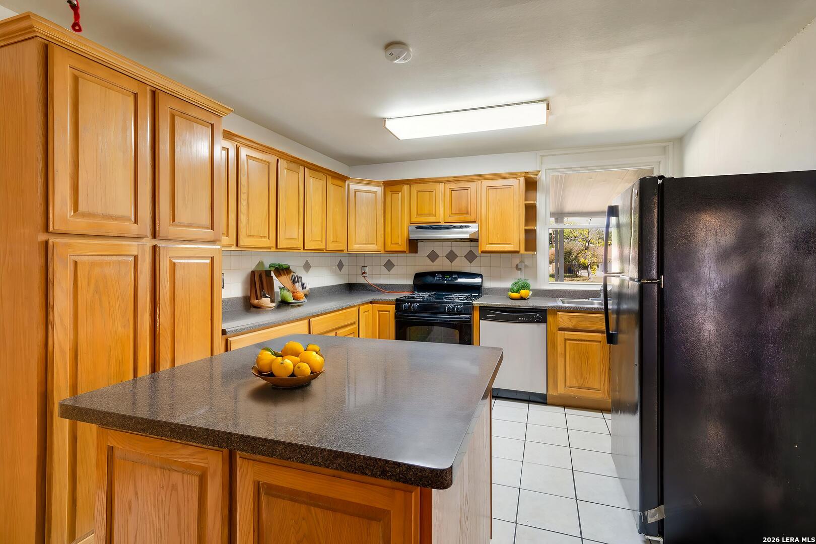 4342 Eisenhauer San Antonio TX 78218