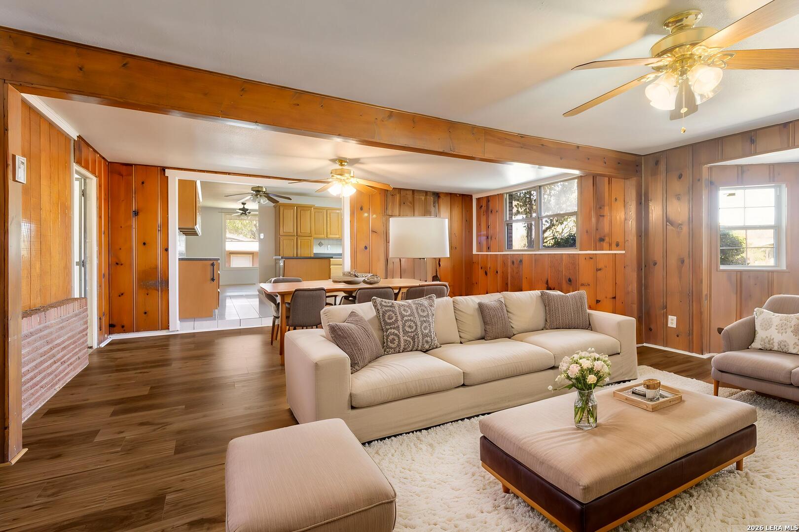 4342 Eisenhauer San Antonio TX 78218