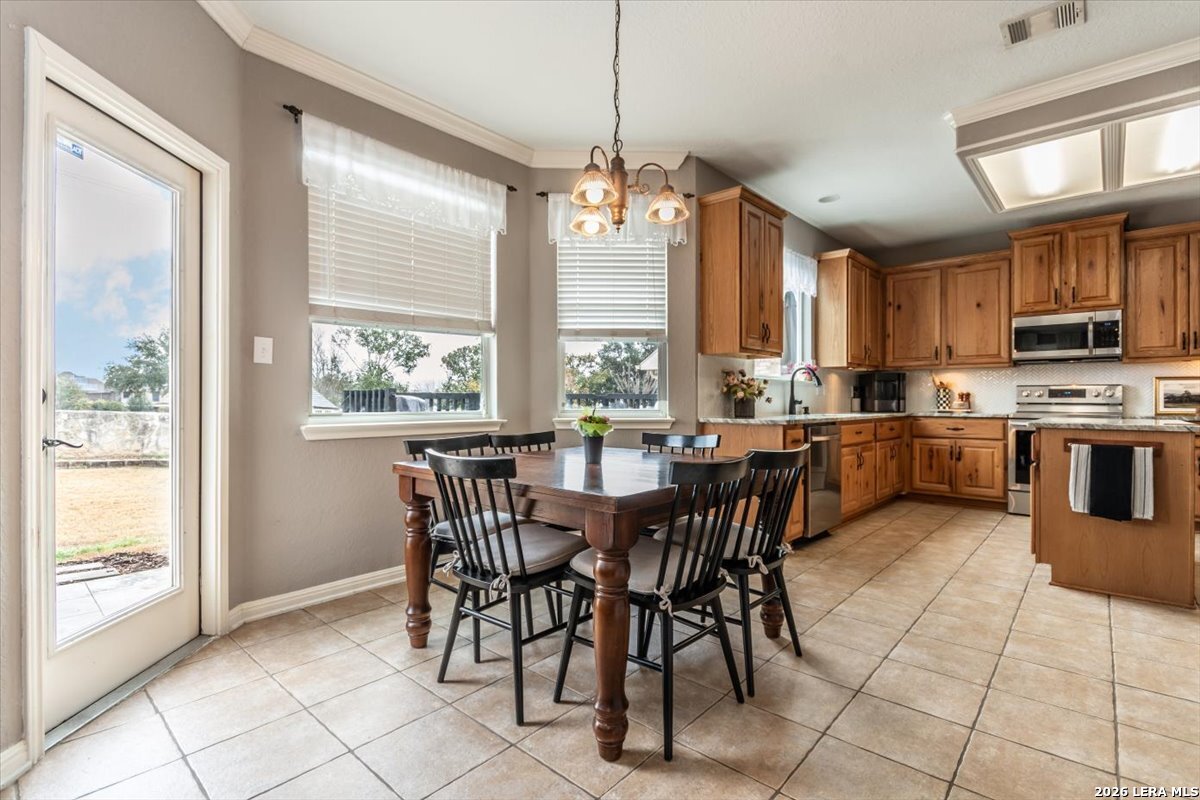 2312 Thomas Wolfe Schertz TX 78154