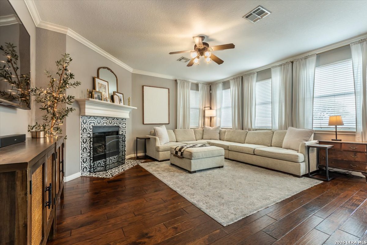 2312 Thomas Wolfe Schertz TX 78154