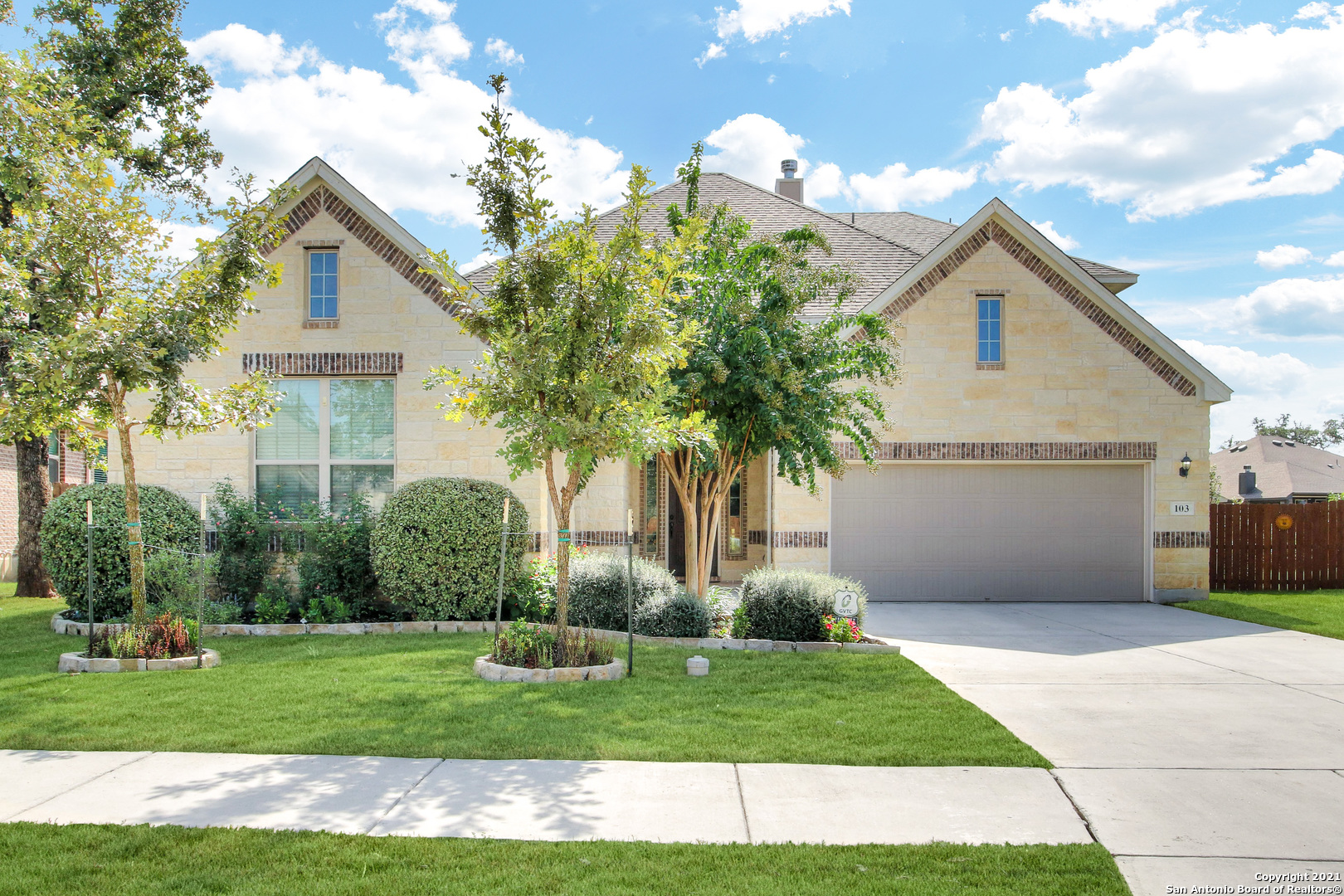 103 Alder Woods Boerne TX 78006