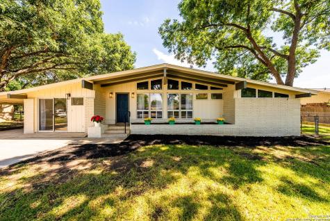 1334 Rivercrest Drive New Braunfels TX 78130