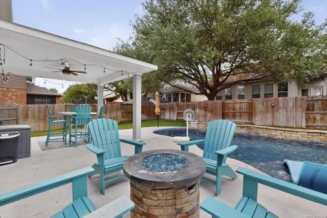 220 Comanche Trail Cibolo TX 78108