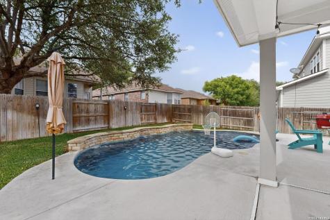 220 Comanche Trail Cibolo TX 78108