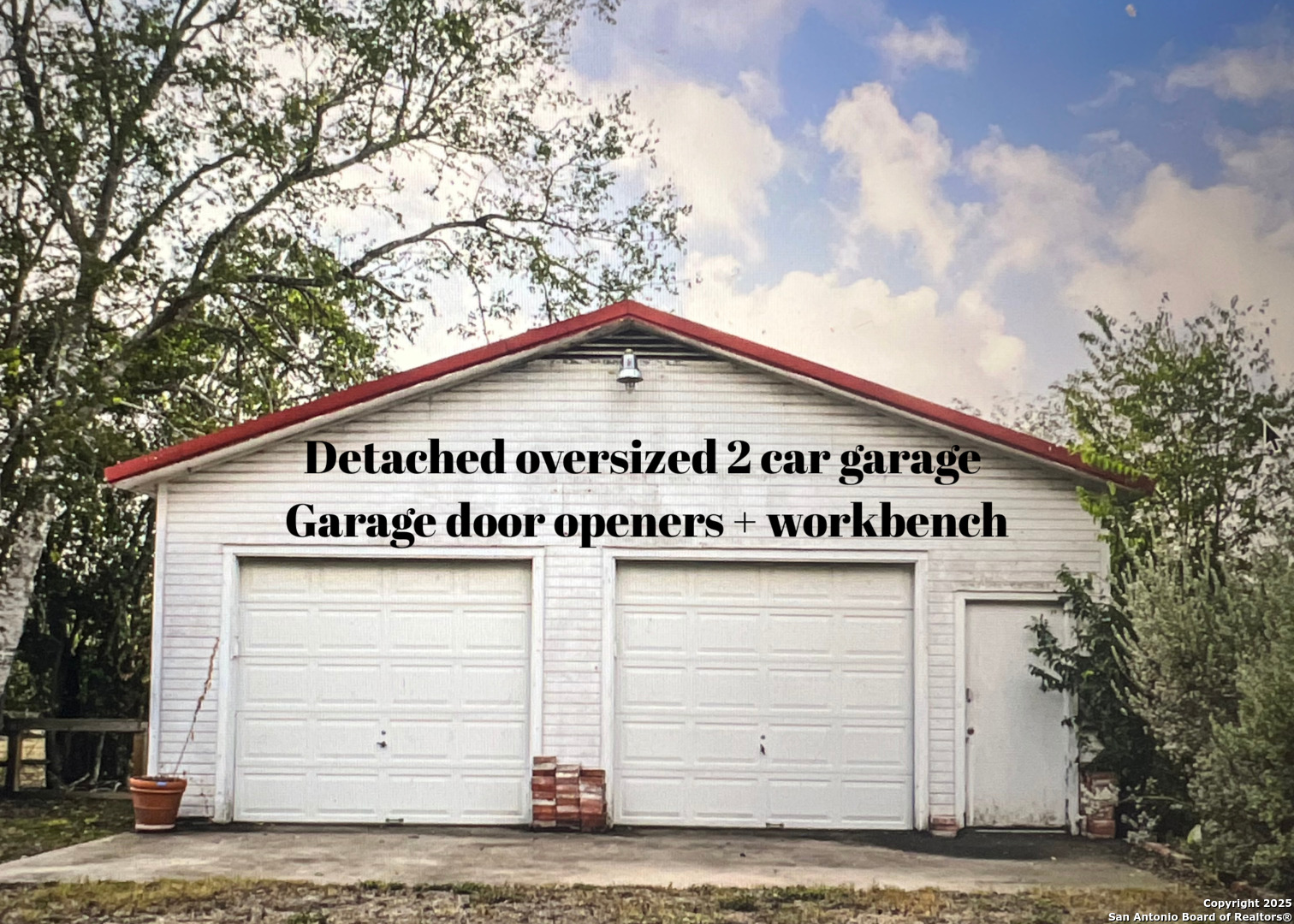 1002 E Gonzales Yoakum TX 77995
