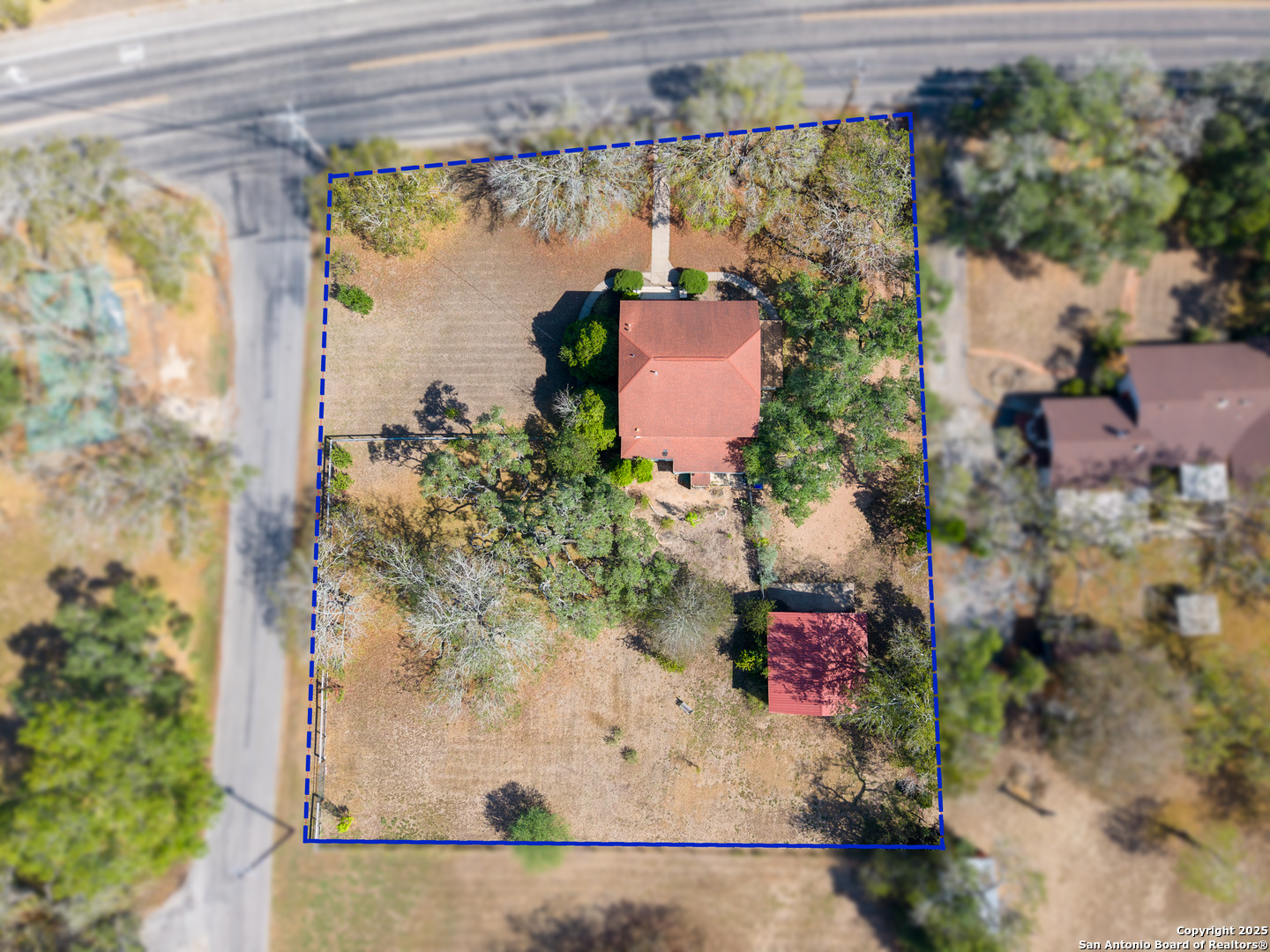 1002 E Gonzales Yoakum TX 77995