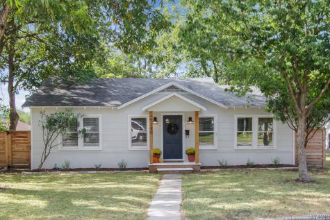 1240 W Coll Street New Braunfels TX 78130