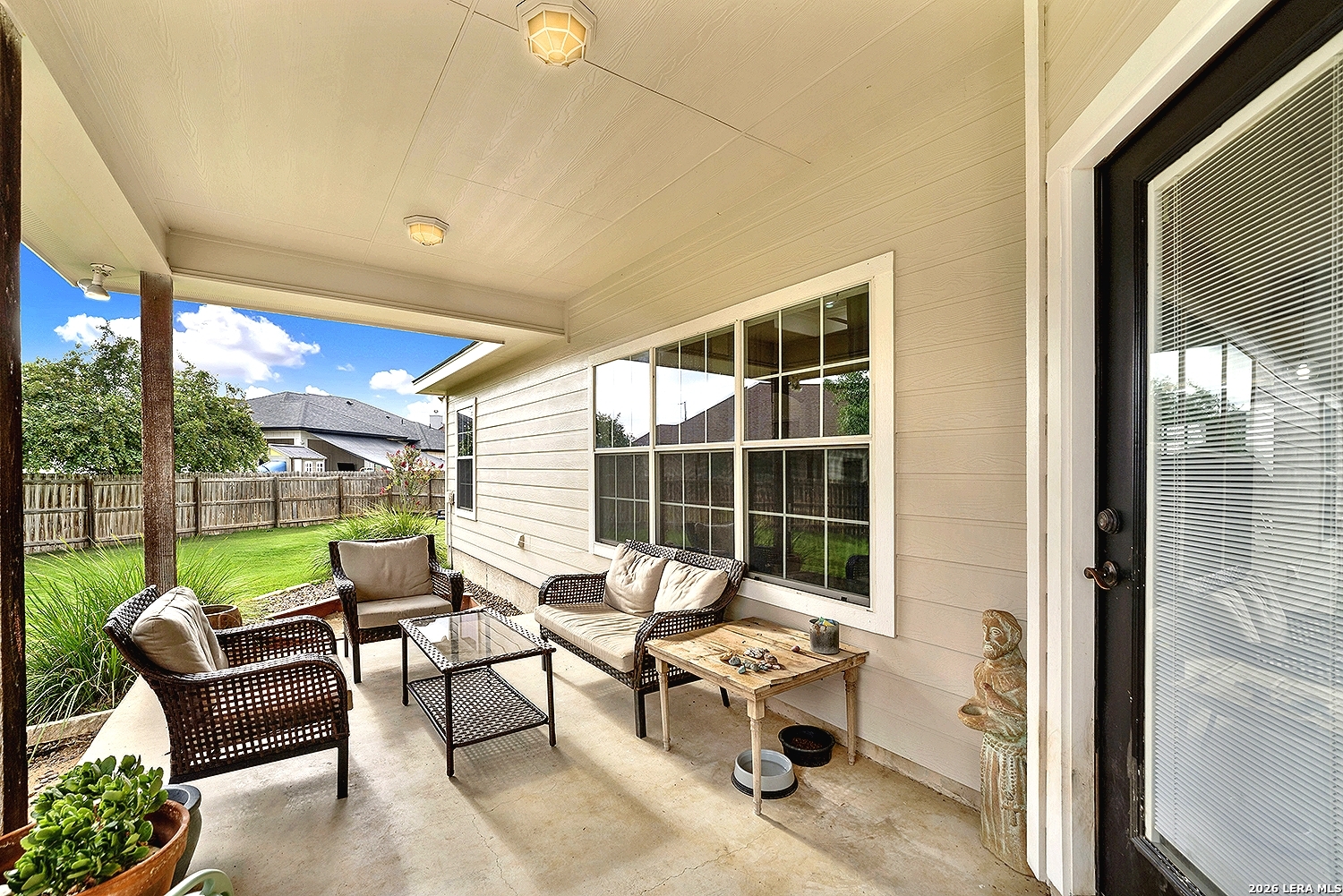112 Park Way Poth TX 78147