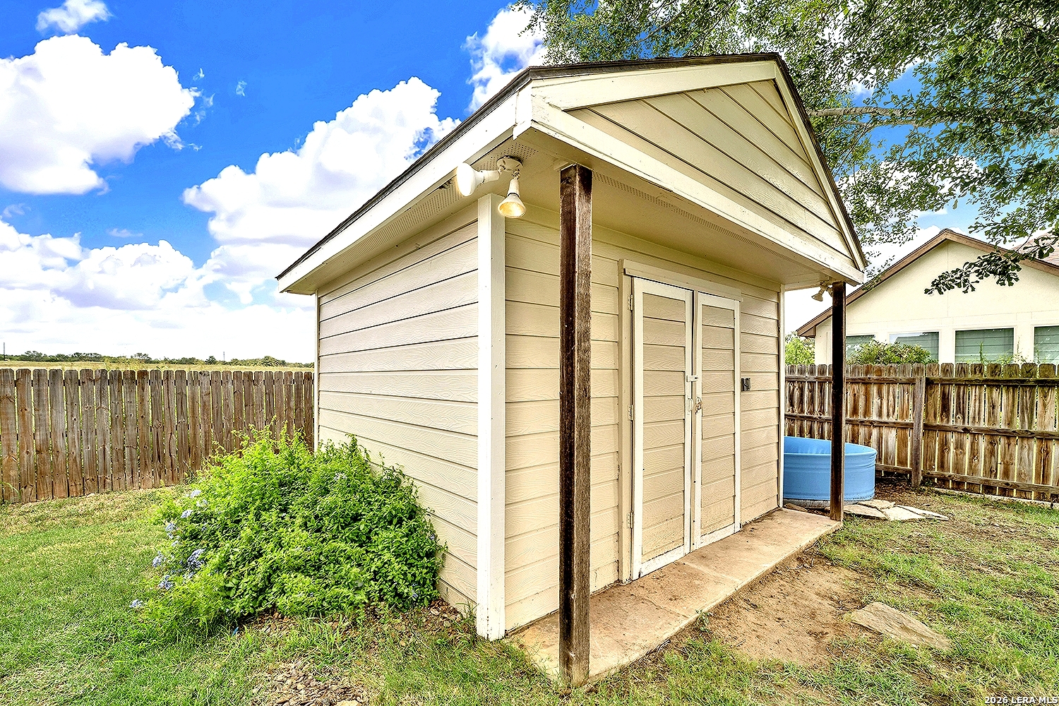 112 Park Way Poth TX 78147