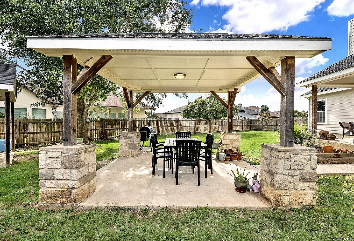 112 Park Way Poth TX 78147