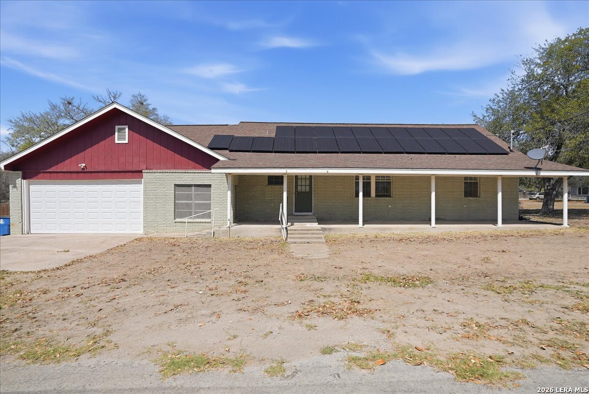 1601 Owens Avenue Three Rivers TX 78071