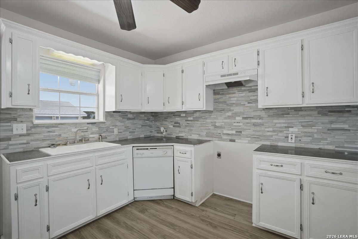 1601 Owens Avenue Three Rivers TX 78071