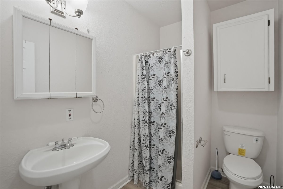 1601 Owens Avenue Three Rivers TX 78071
