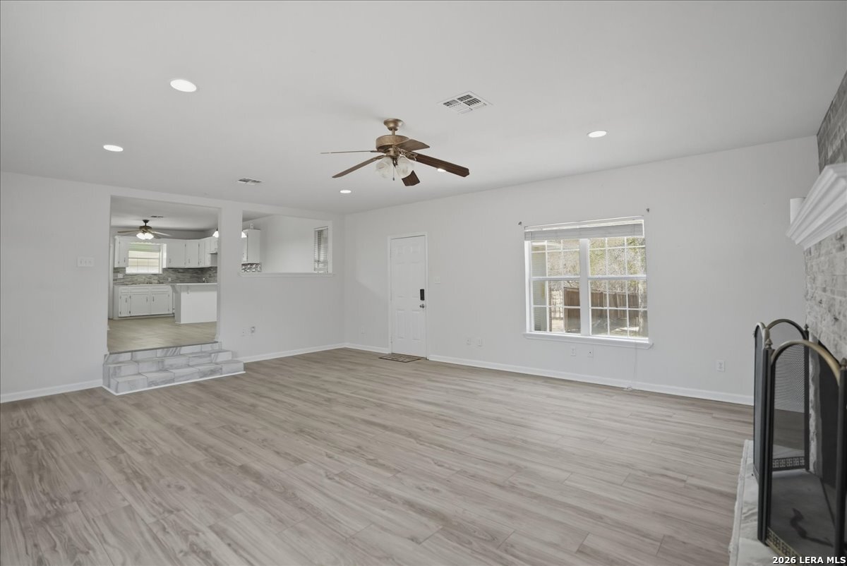 1601 Owens Avenue Three Rivers TX 78071