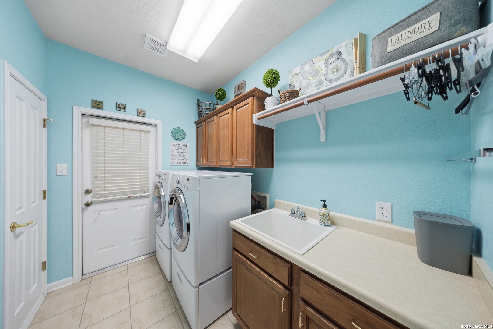 9315 Holly Star Helotes TX 78023