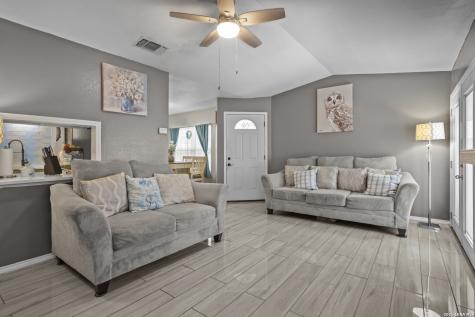 2605 Corian Glen San Antonio TX 78219