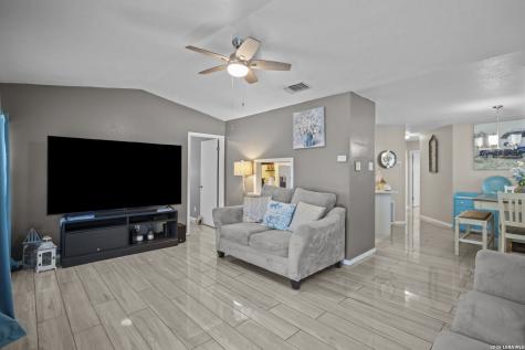 2605 Corian Glen San Antonio TX 78219