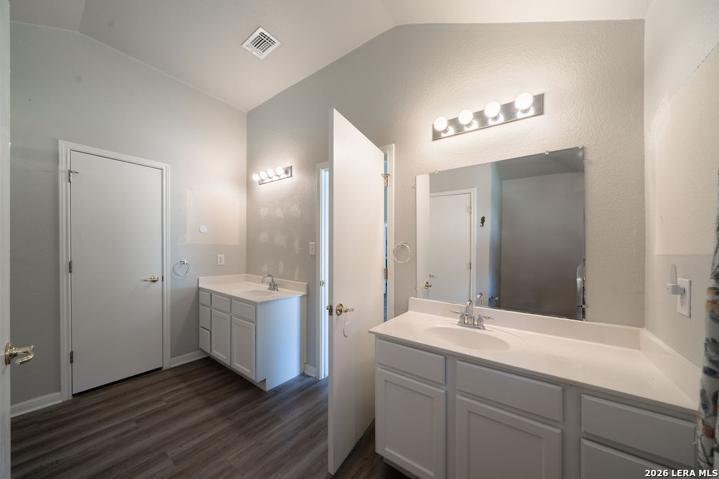 8531 Snakeweed Drive Converse TX 78109