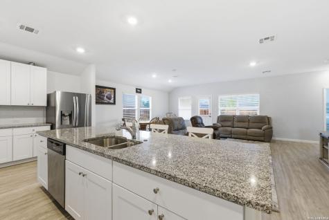 4331 Southton Loch San Antonio TX 78223