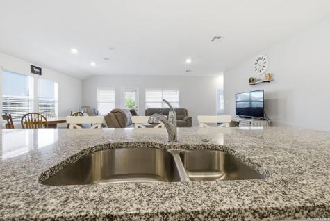4331 Southton Loch San Antonio TX 78223