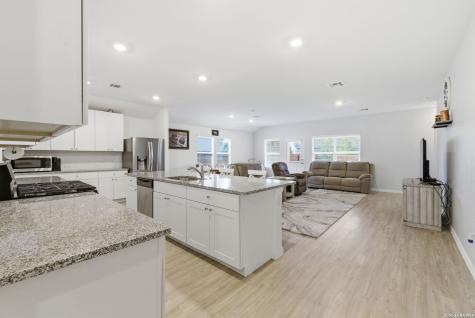 4331 Southton Loch San Antonio TX 78223